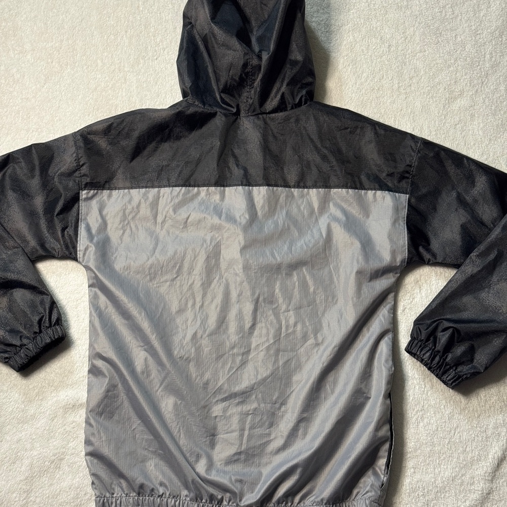 Boys Under Armour Full Zip Hooded Windbreaker Jacket YLG Black Gray - Picture 4 of 4